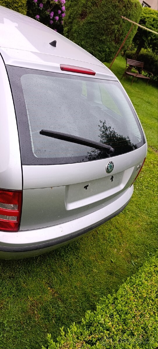 Páté dveře fabia 1 combi stříbrné