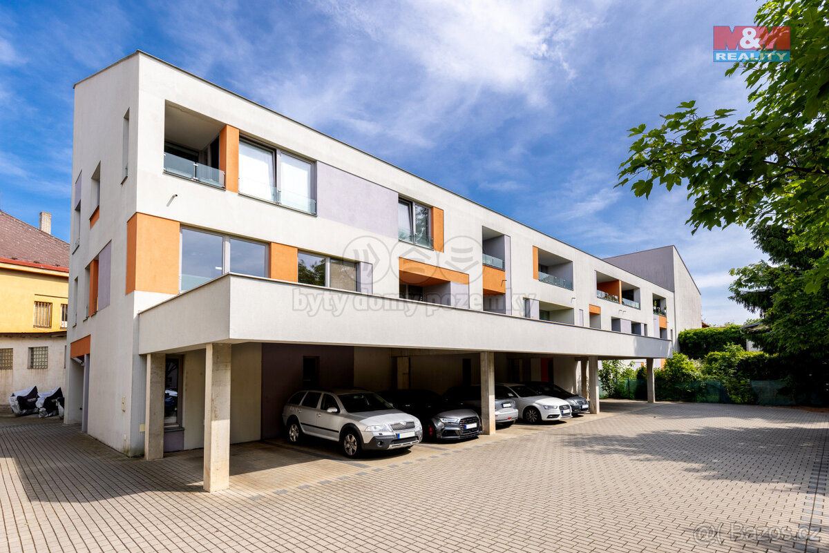 Prodej bytu 4+kk, 102 m², Chrudim, ul. Radoušova