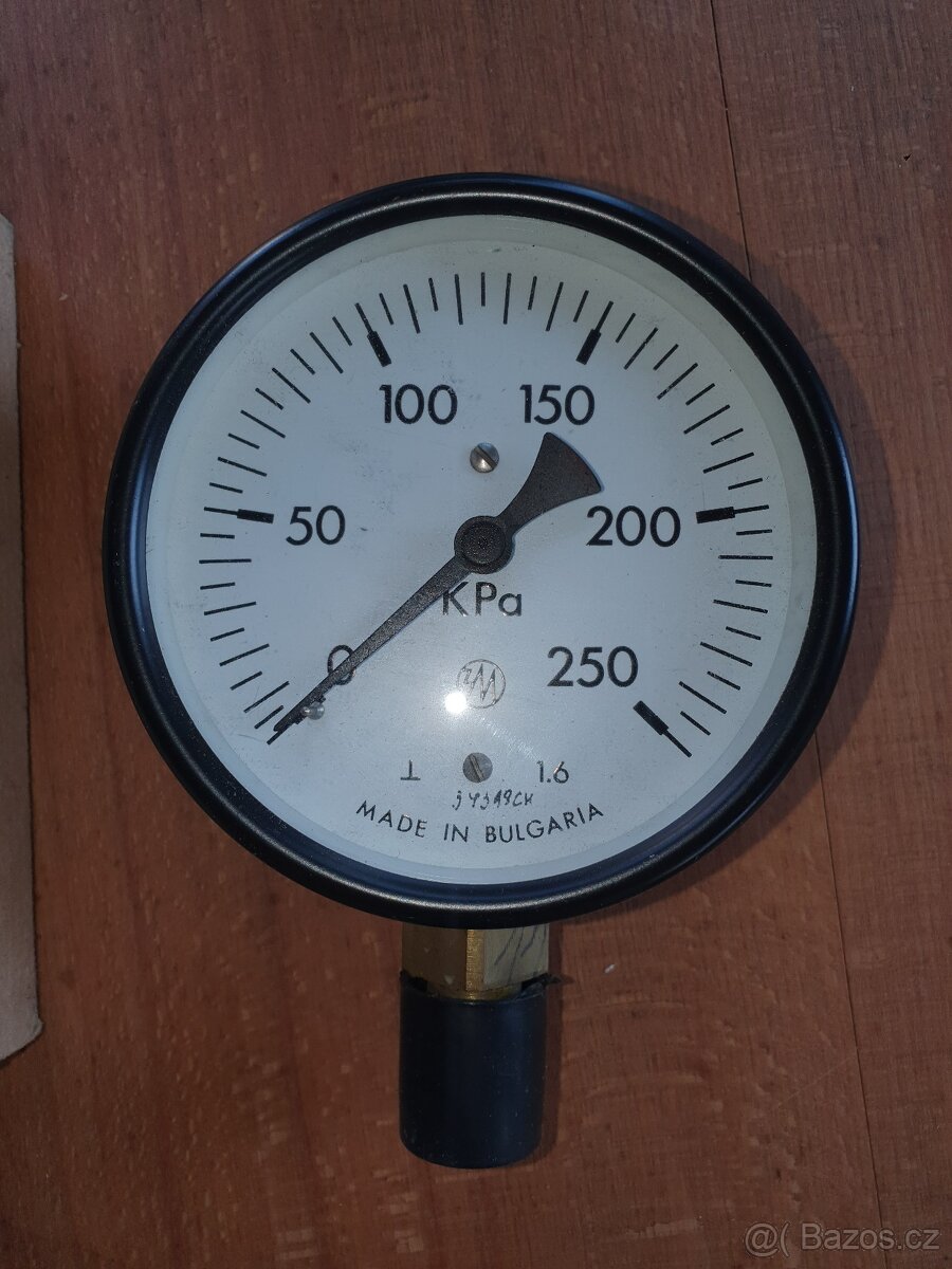 Manometr / sběratelský / měřák / retro
