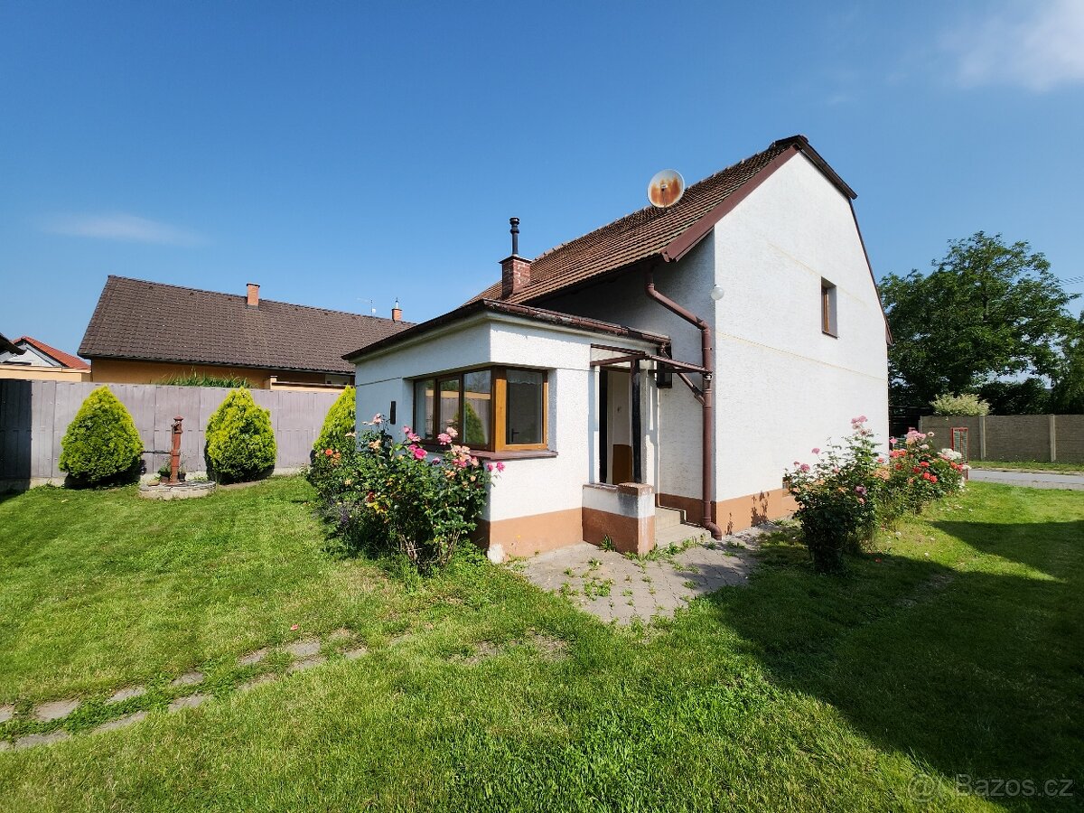 Prodej rodinného domu, 87 m2, pozemek 1100 m2, Libišany