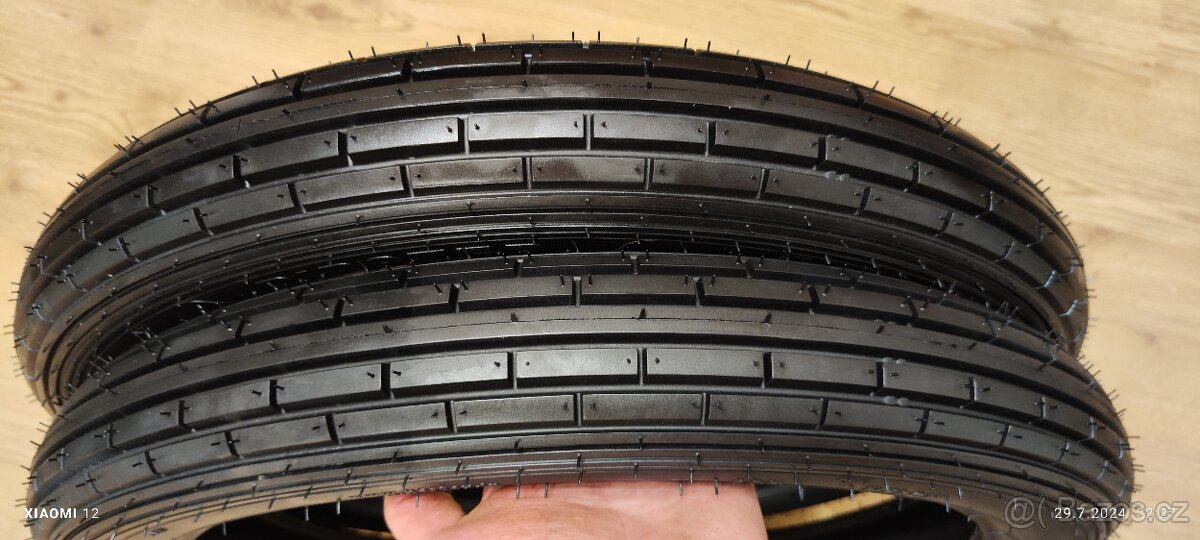 Dvě nové moto pneumatiky 2.75-17 41P Ribster
