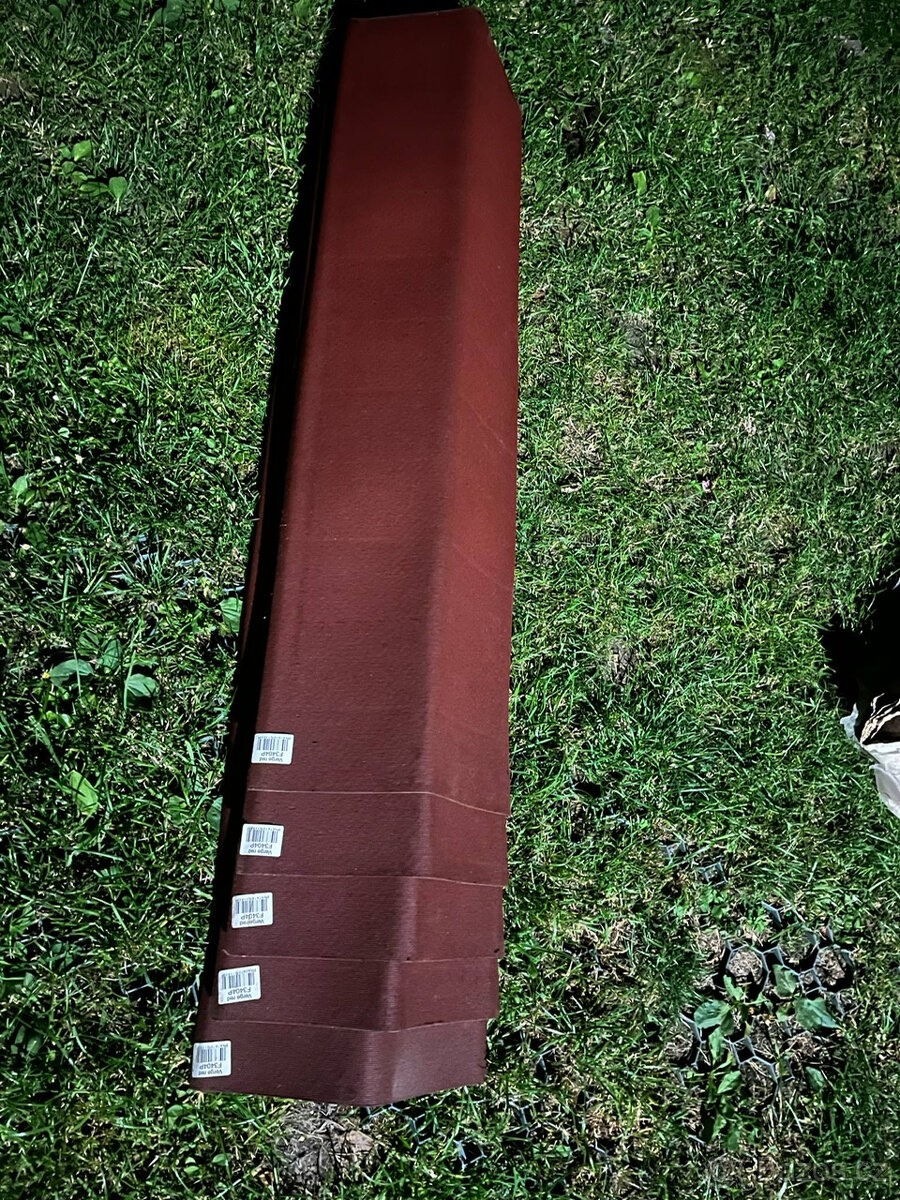Štítová lišta Easy červená 100 cm