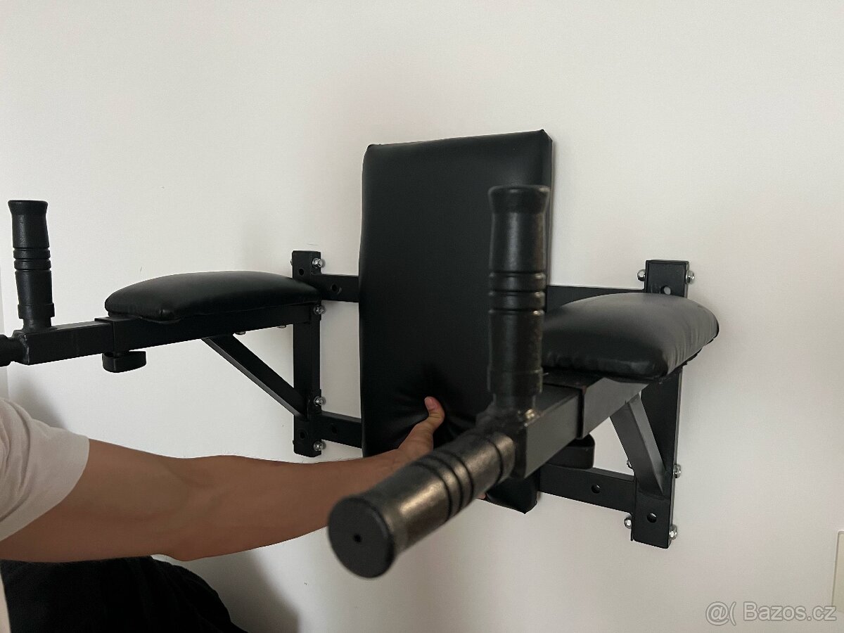 Posilovací náčiní