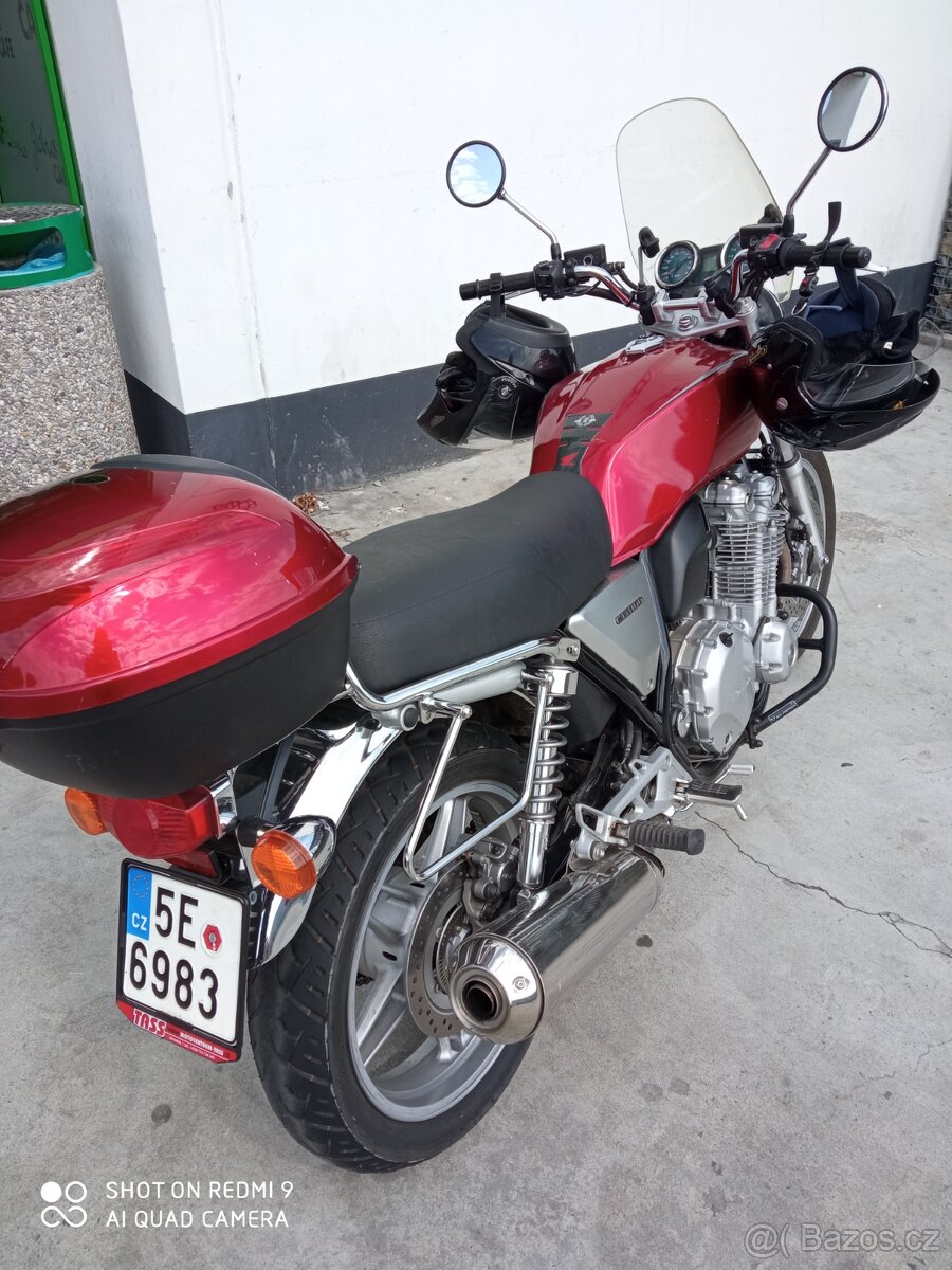 Honda 1100