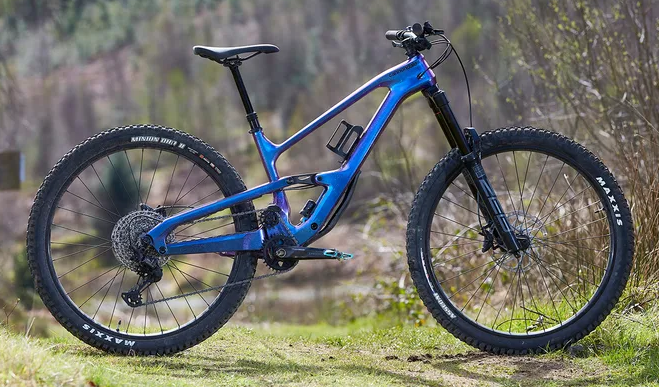 Cannondale Jekyll 2, r. 2024, vel.MD (162 cm - 176 cm)
