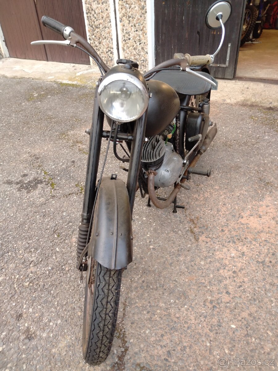 Cz 125 kominík s TP