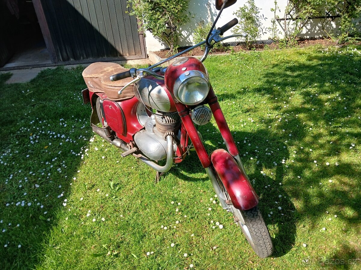 Jawa ČZ 250