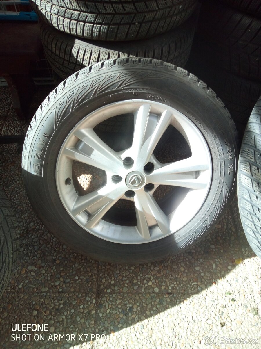 Kola s pneu pro Lexus RX 400h