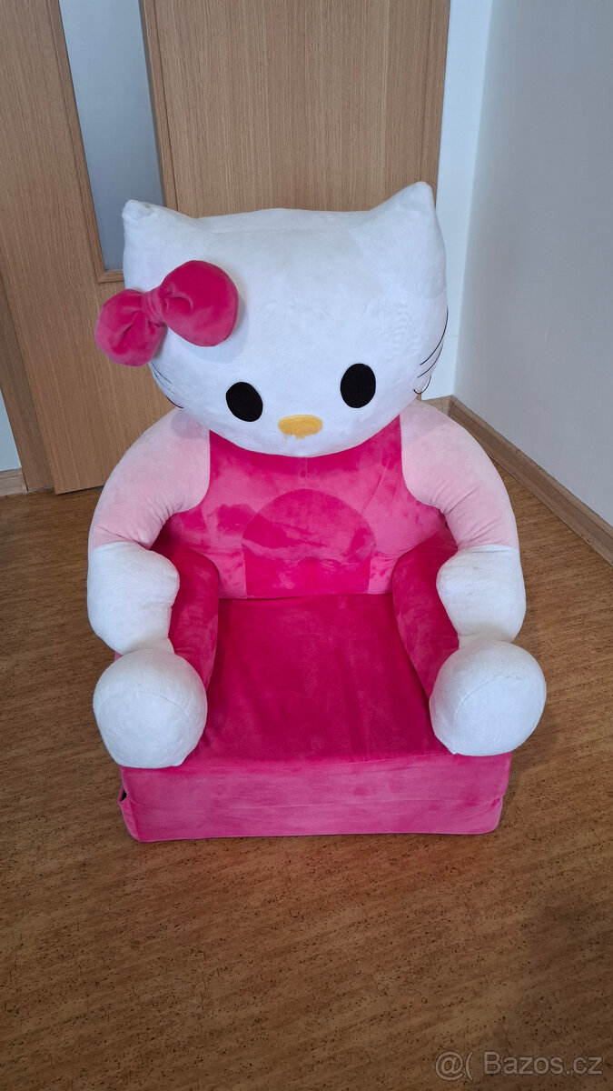 Plyšové rozkládací křesílko Hello Kitty