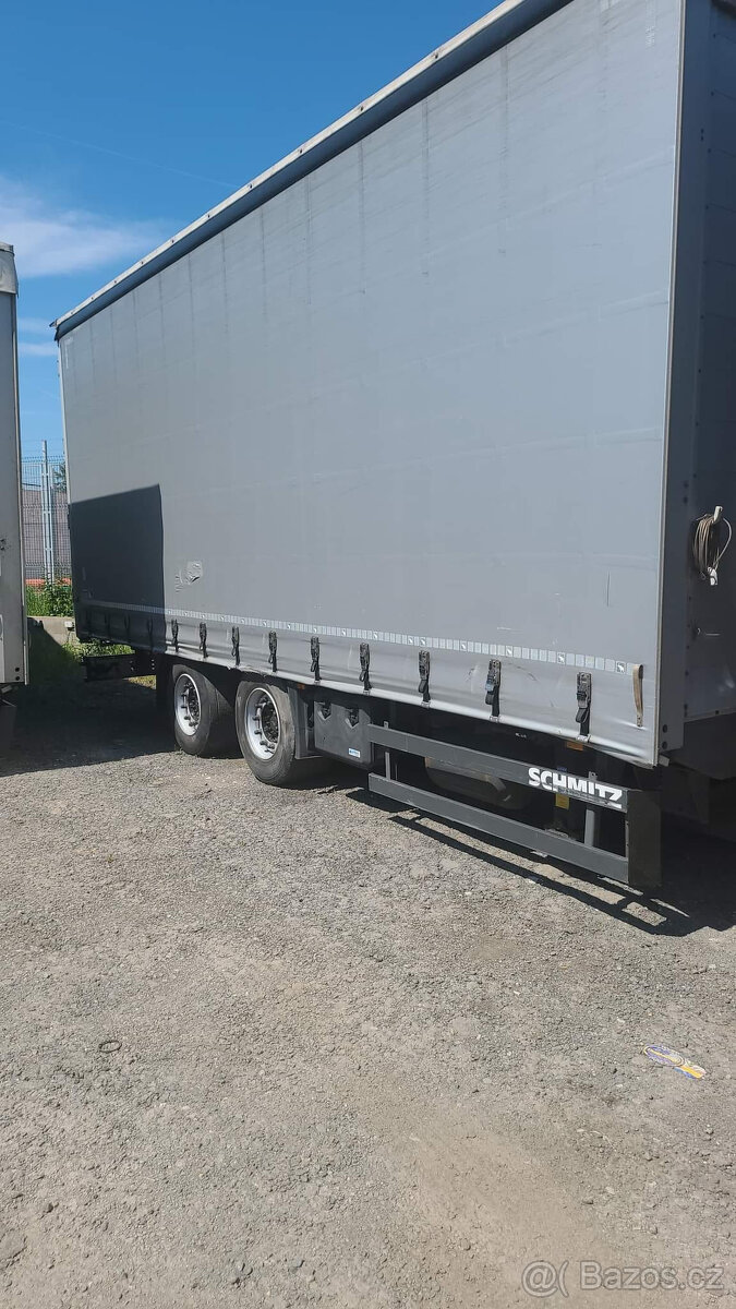Schmitz Cargobull - Nákladní přívěs