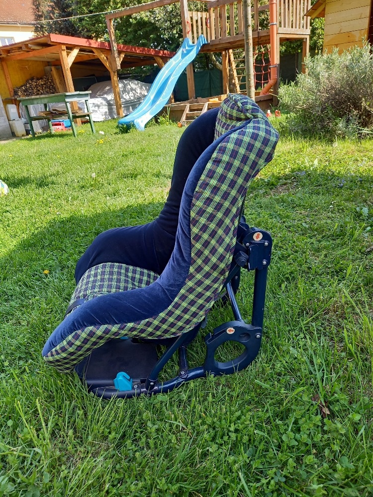 Dětská autosedačka Chicco pro oldtimery a youngtimery