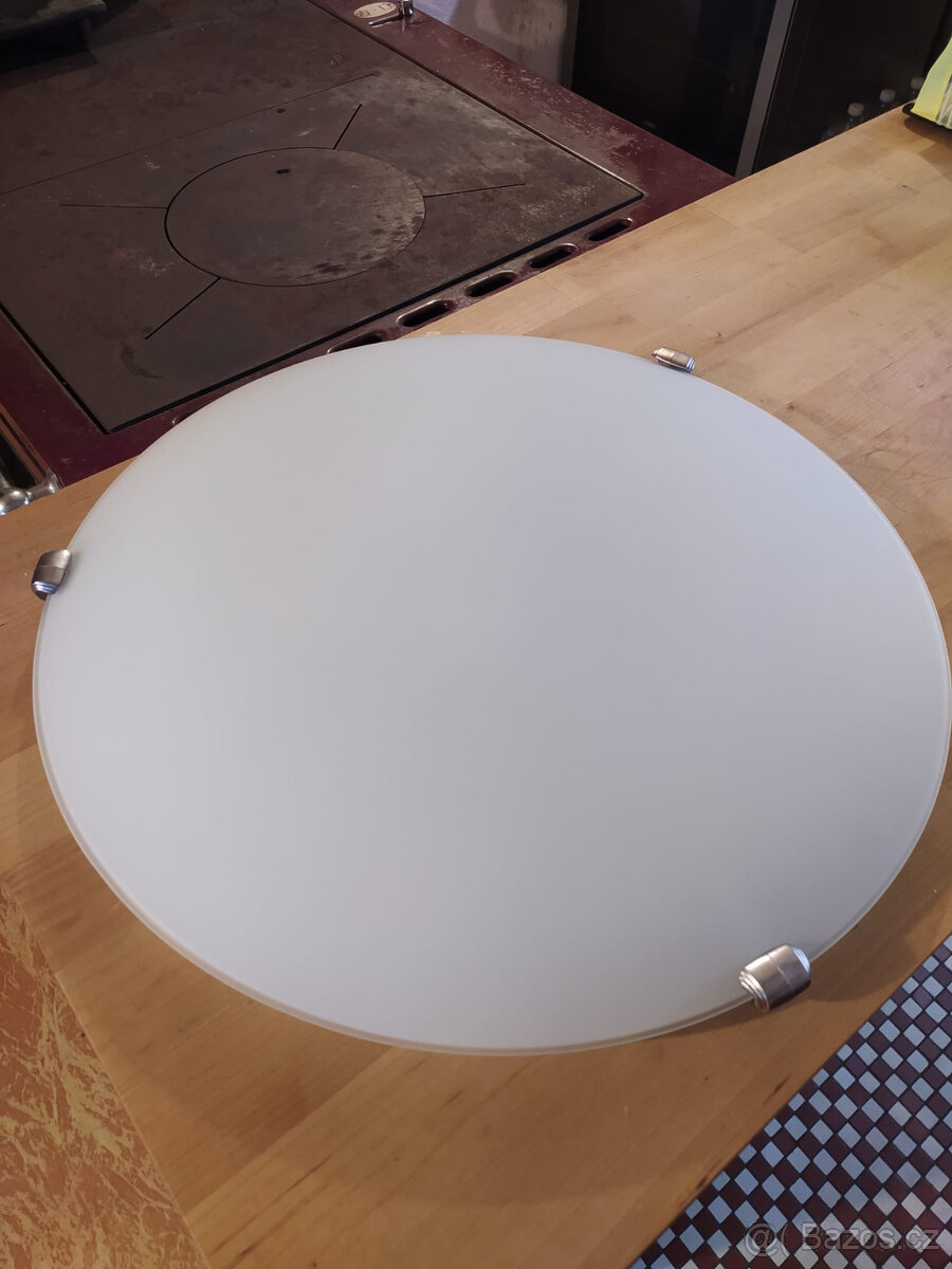 Prodám stropní svítidlo, pouze osobní odběr