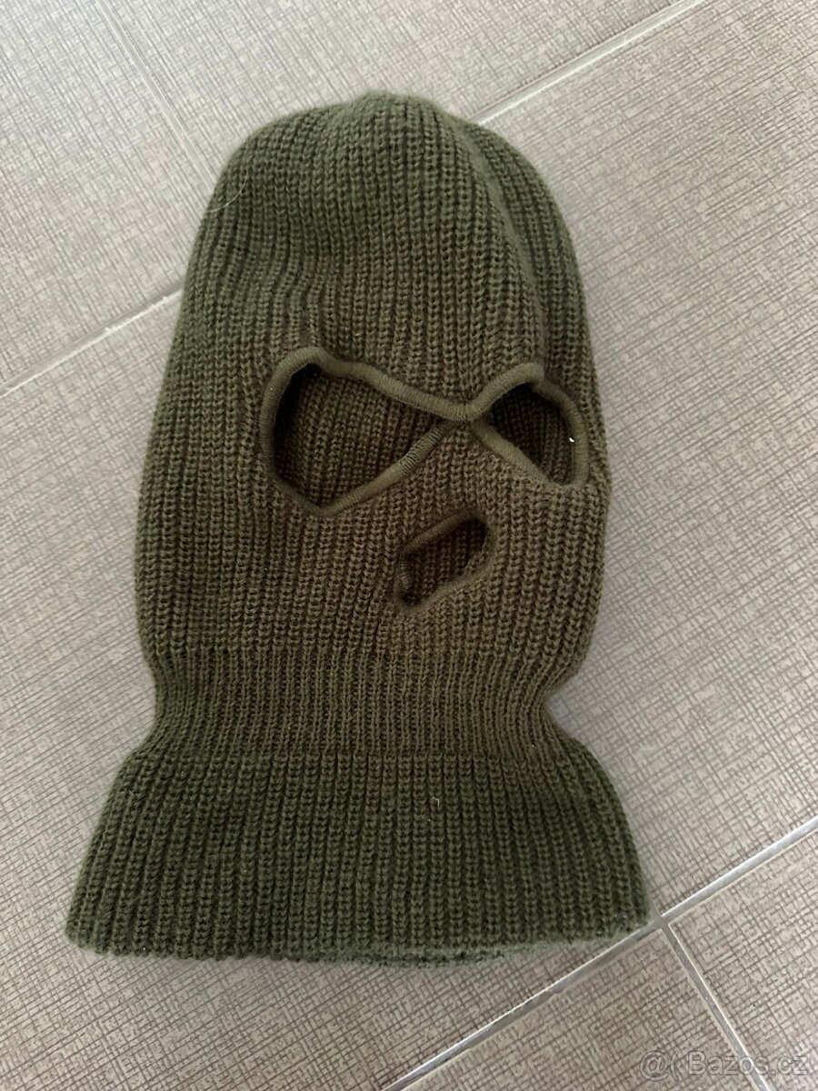 AČR doplňky čepice, kukla, pásek, kšandy, rukavice, baret...