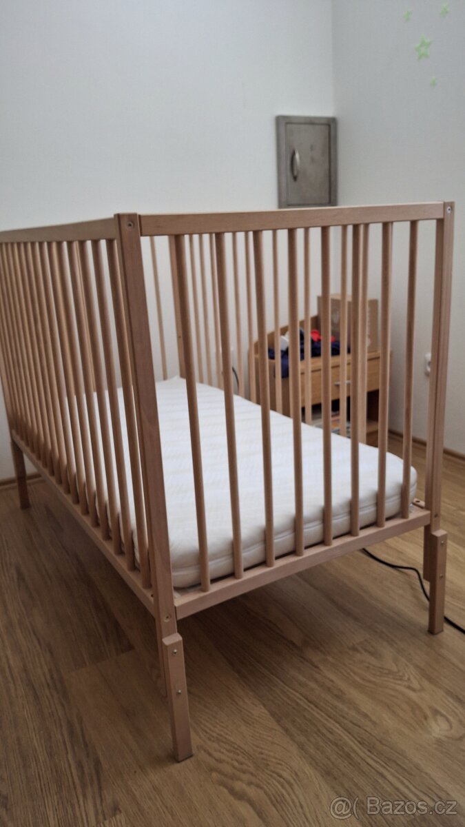 Dětská  postýlka