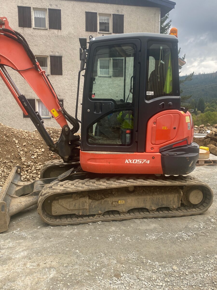 Bagr minibagr Kubota 057-4 výměna možná