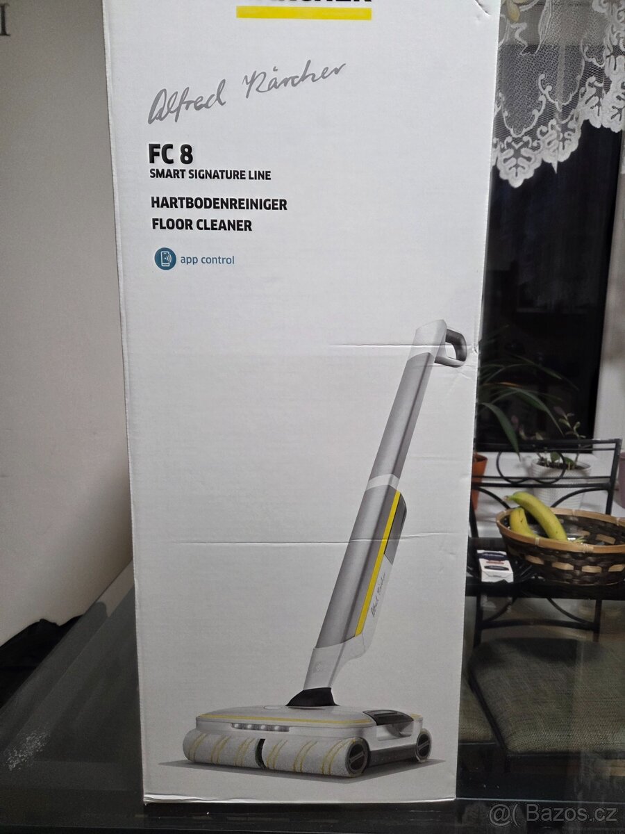 Vysavač Kärcher FC 8 Smart Signature