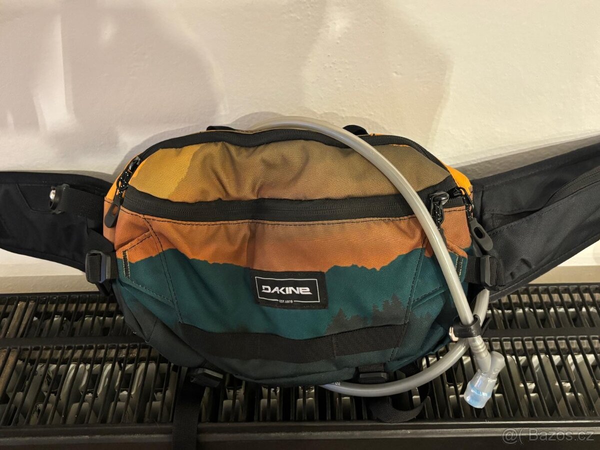 Cyklo ledvinka - Dakine Hot Laps 5L 2022 - Fire