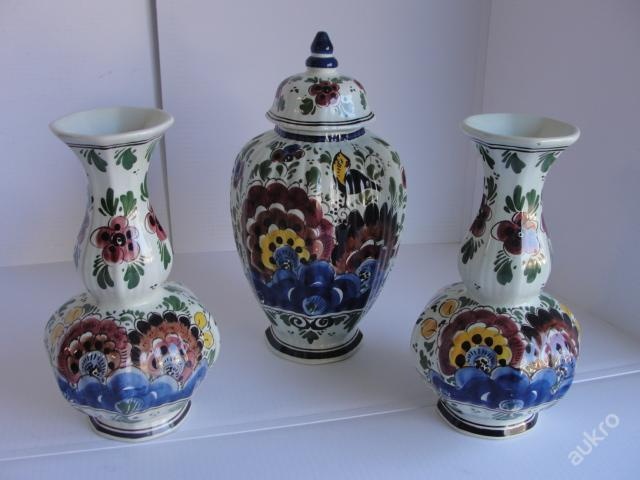 Holandský porcelán-3ks- vázy -Delft, ruční dekor