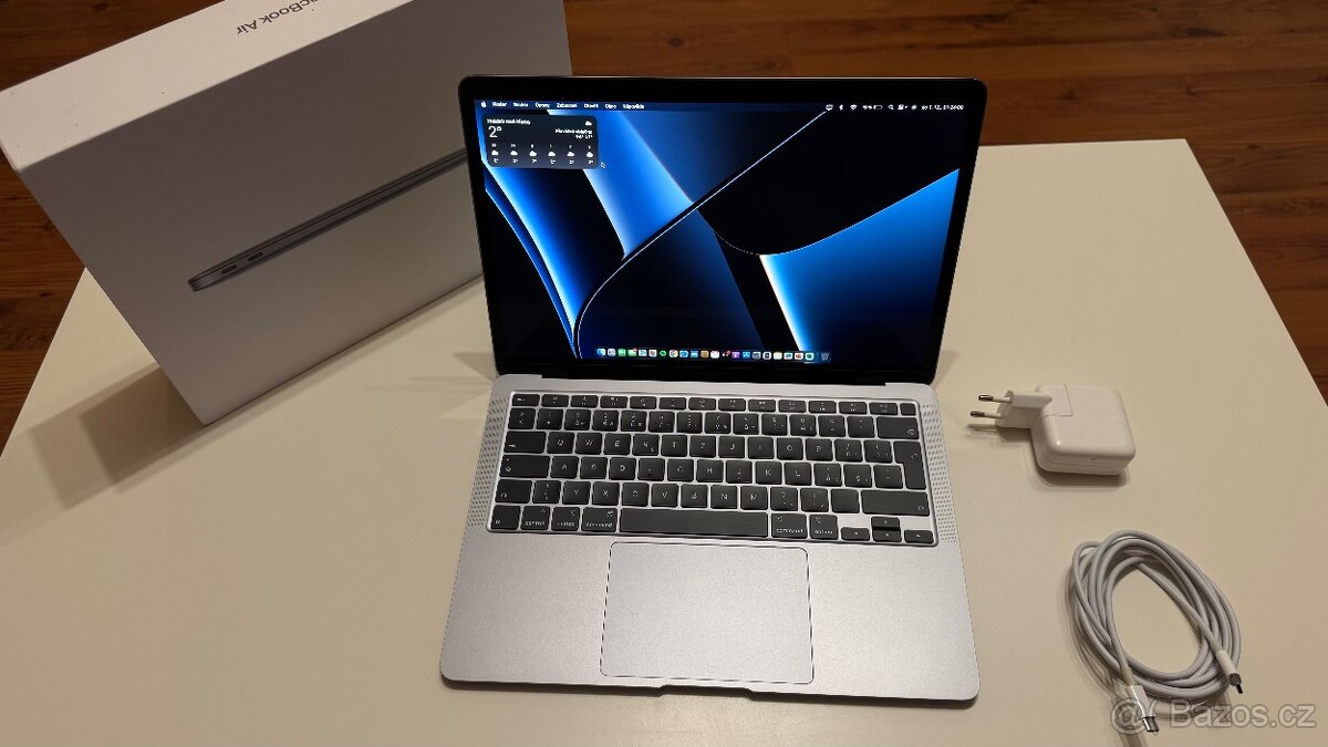 Macbook Air 2020 13,3palců