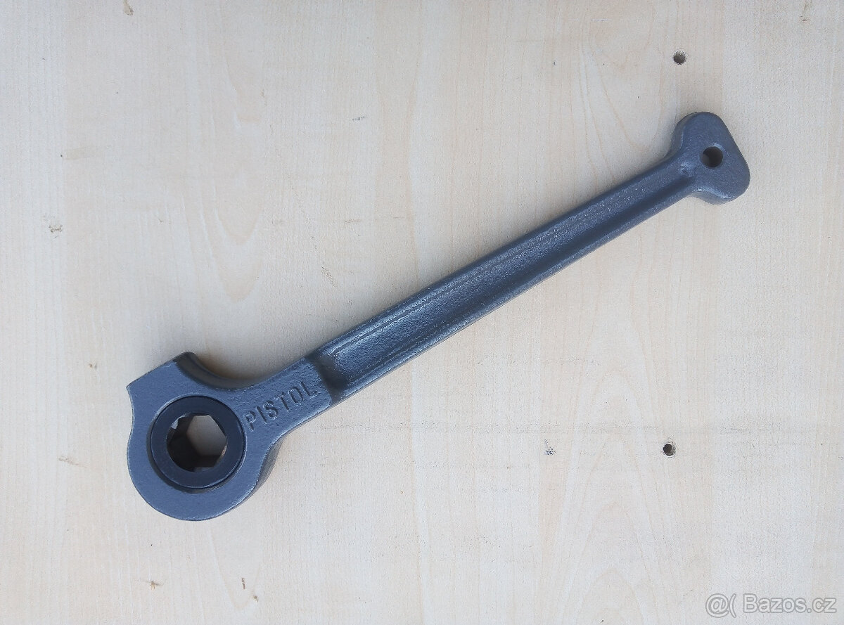 Lešenářská ráčna 19mm