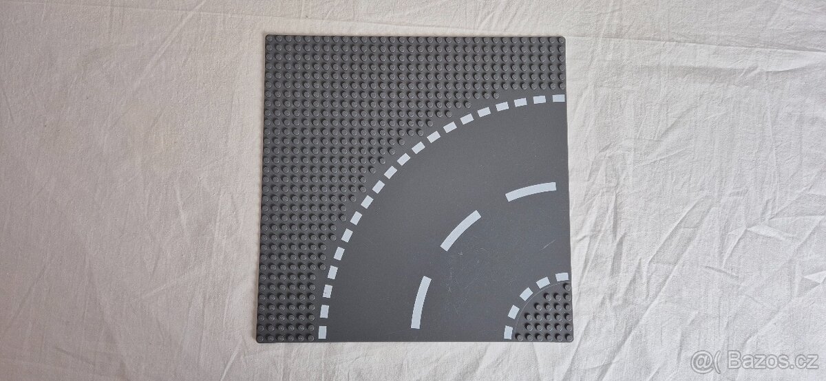 LEGO City silnice - zatáčka (označení 44342px2, rok 2005) IV