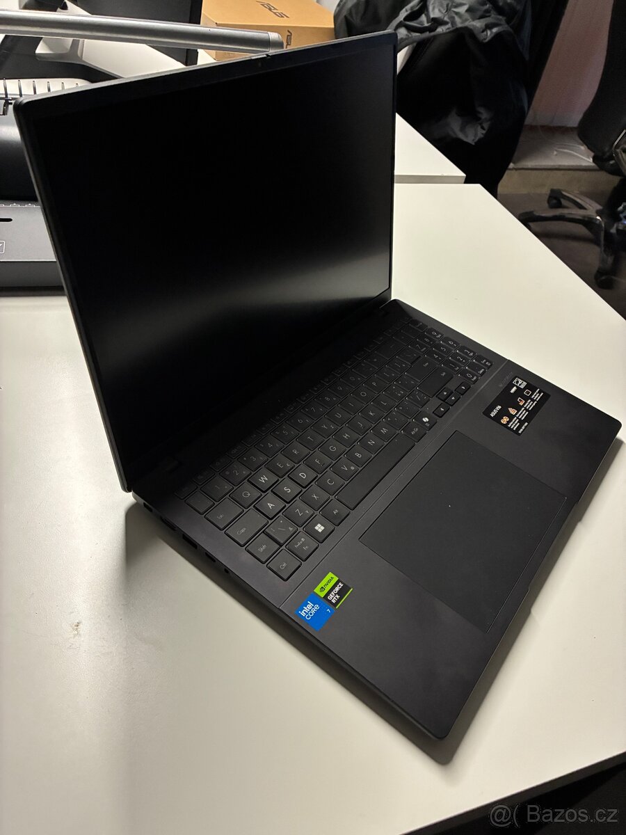 ASUS Vivobook Gaming V16 V3607VU-RP001W Matte