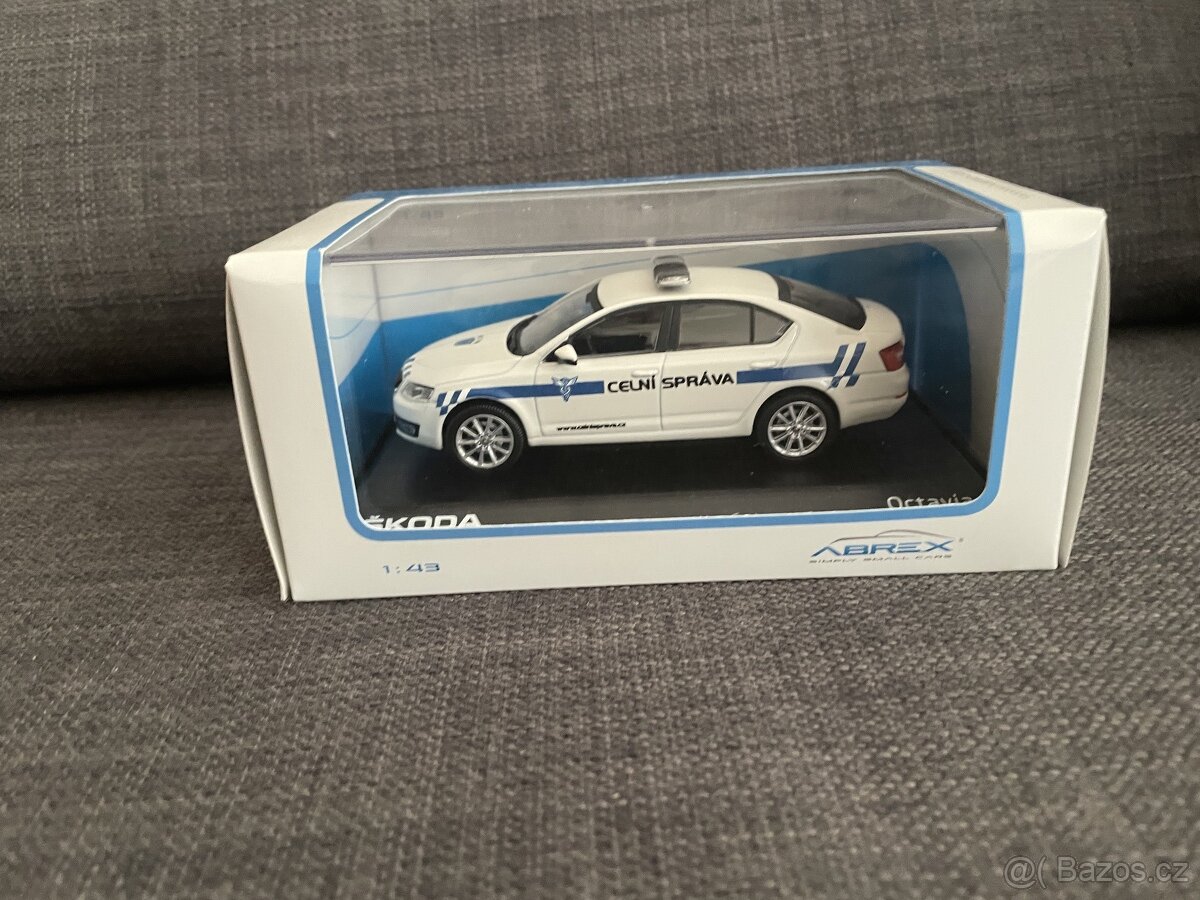 Abrex Škoda Octavia III Celní správa 1:43