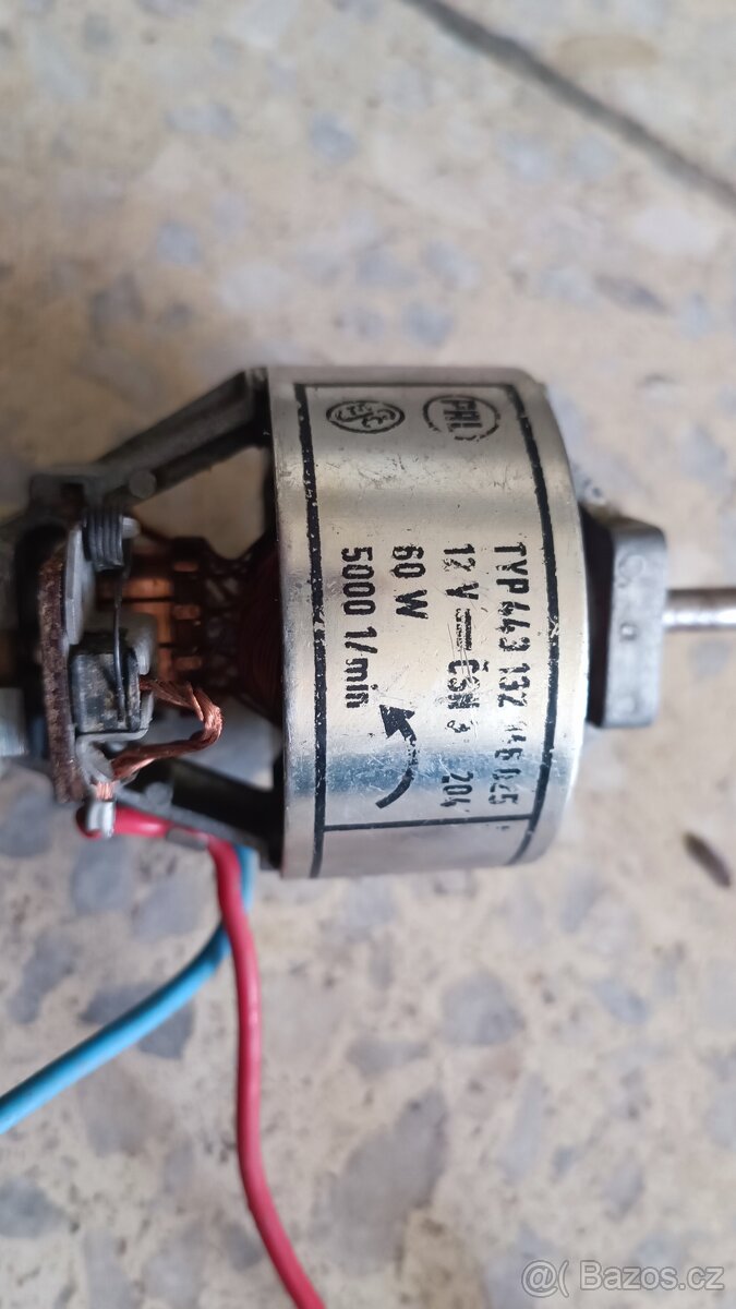 Motorek ventilátoru topení 12V na Avia, Zetor