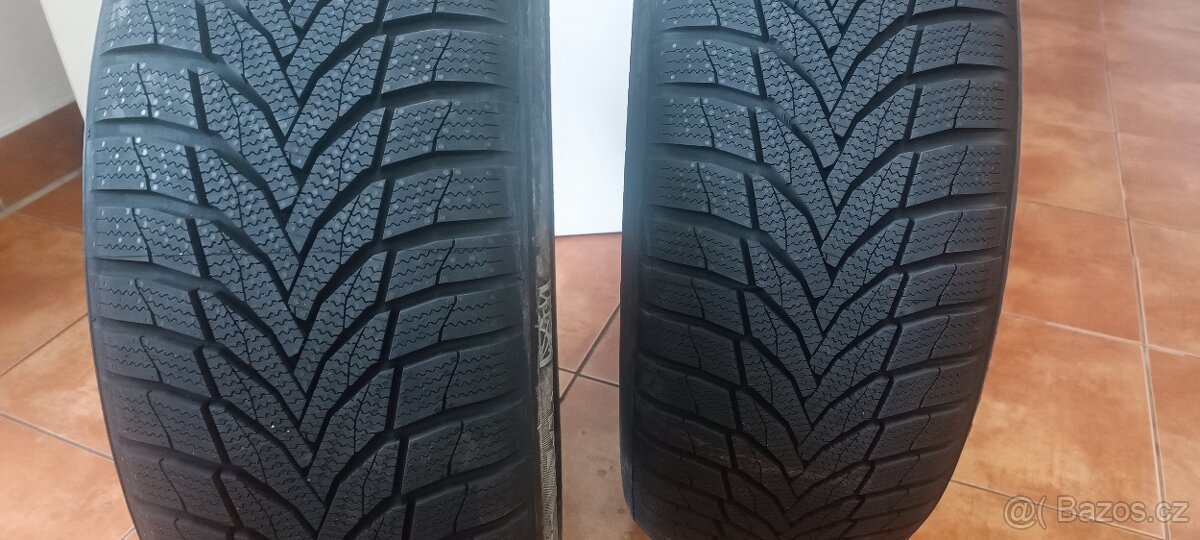 Zimní pneumatiky NEXEN 235/55R17 103V XL