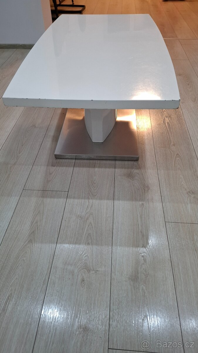 Konferenční stůl 110x60cm