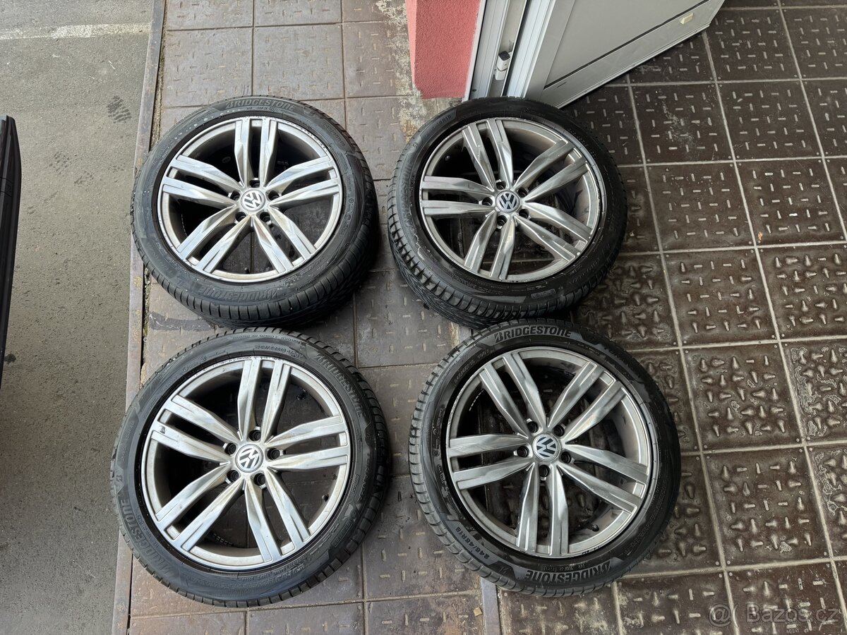 Disky + gumy 245/45 R18