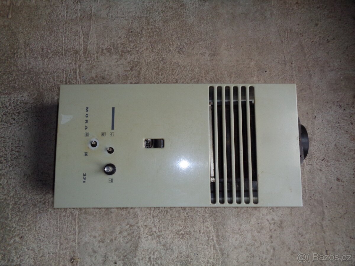 Mora 371