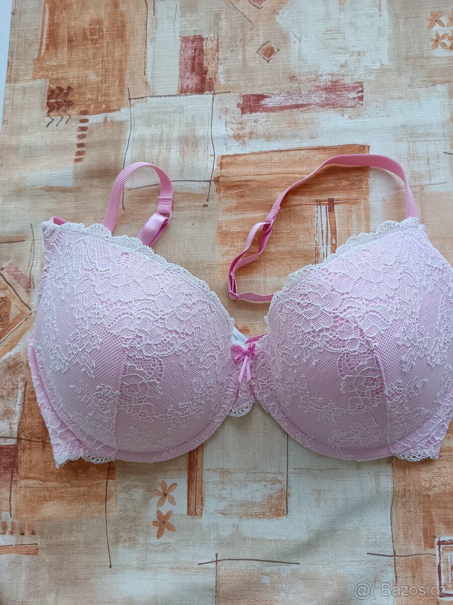 Podprsenka F&F 85D
