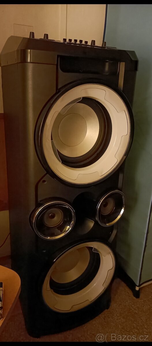 Bluetooth reproduktor