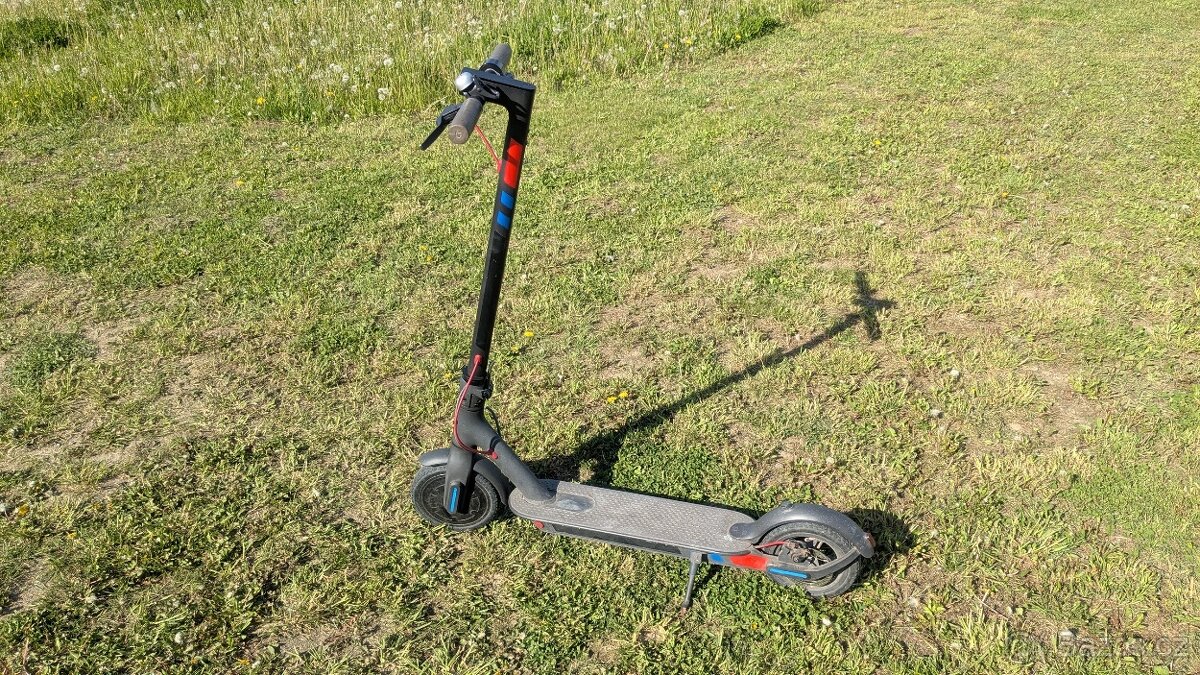Elektrická koloběžka XIAOMI