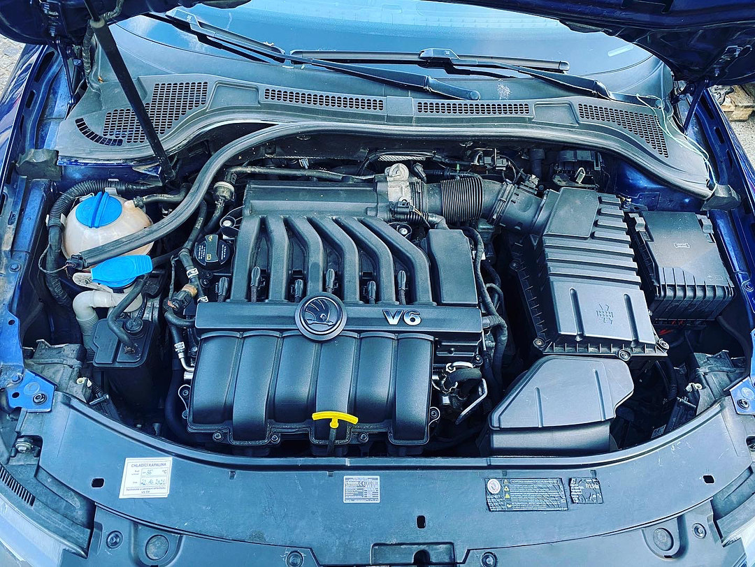 Motor benzínový CDVA 3.6FSI 191KW Škoda Superb 2 2011