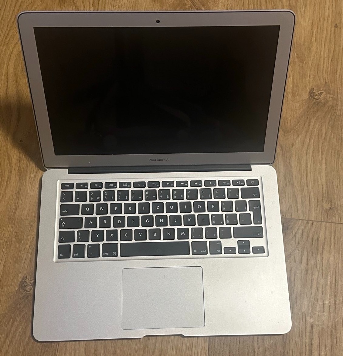 Macbook Air 13,3" 2013 I5 1.6Ghz 8 GB / 512 GB SSD CZ kláve