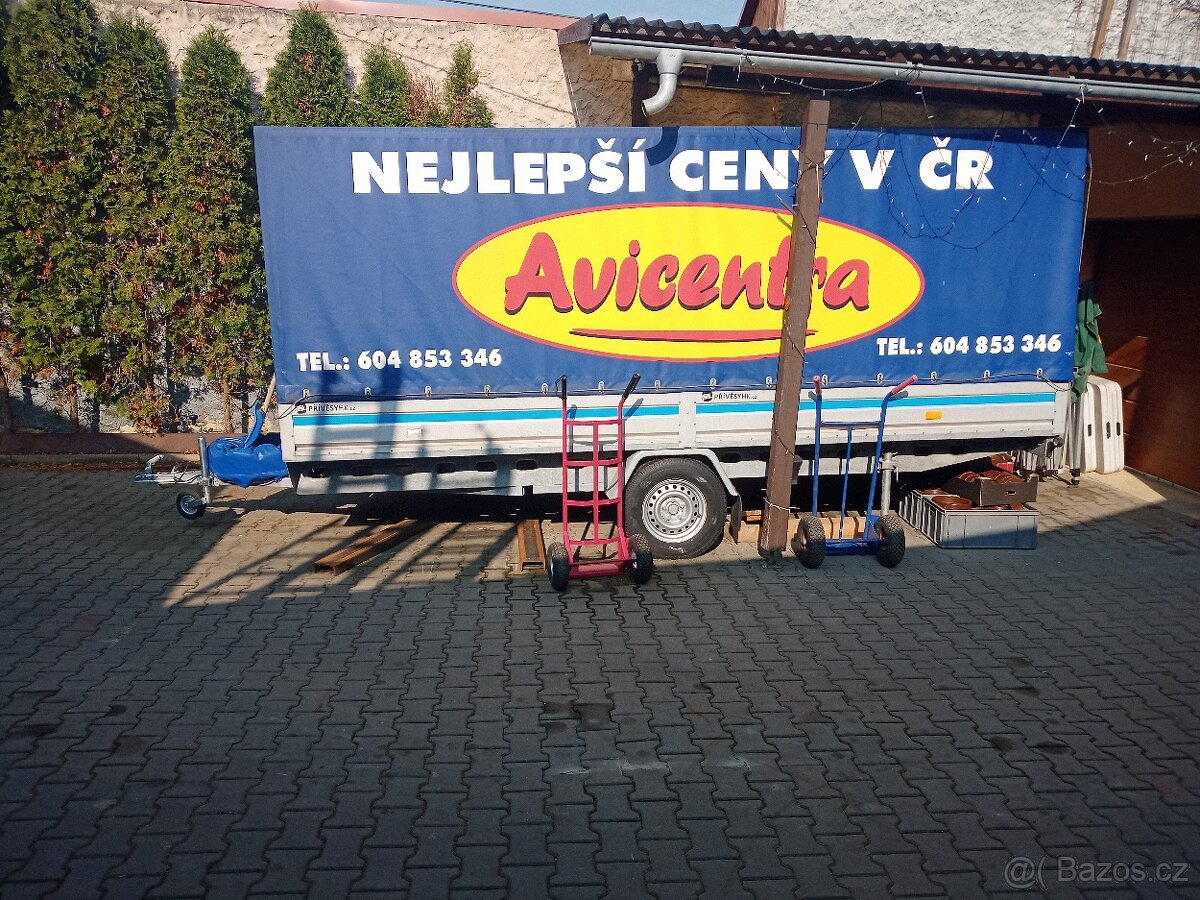 PRODÁM ZANOVNÍ NEBRŽDĚNÝ VOZÍK