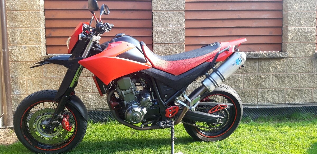 Yamaha XT660X