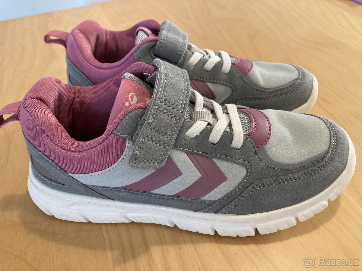 Lehounké sportovní tenisky hummel vel. 35