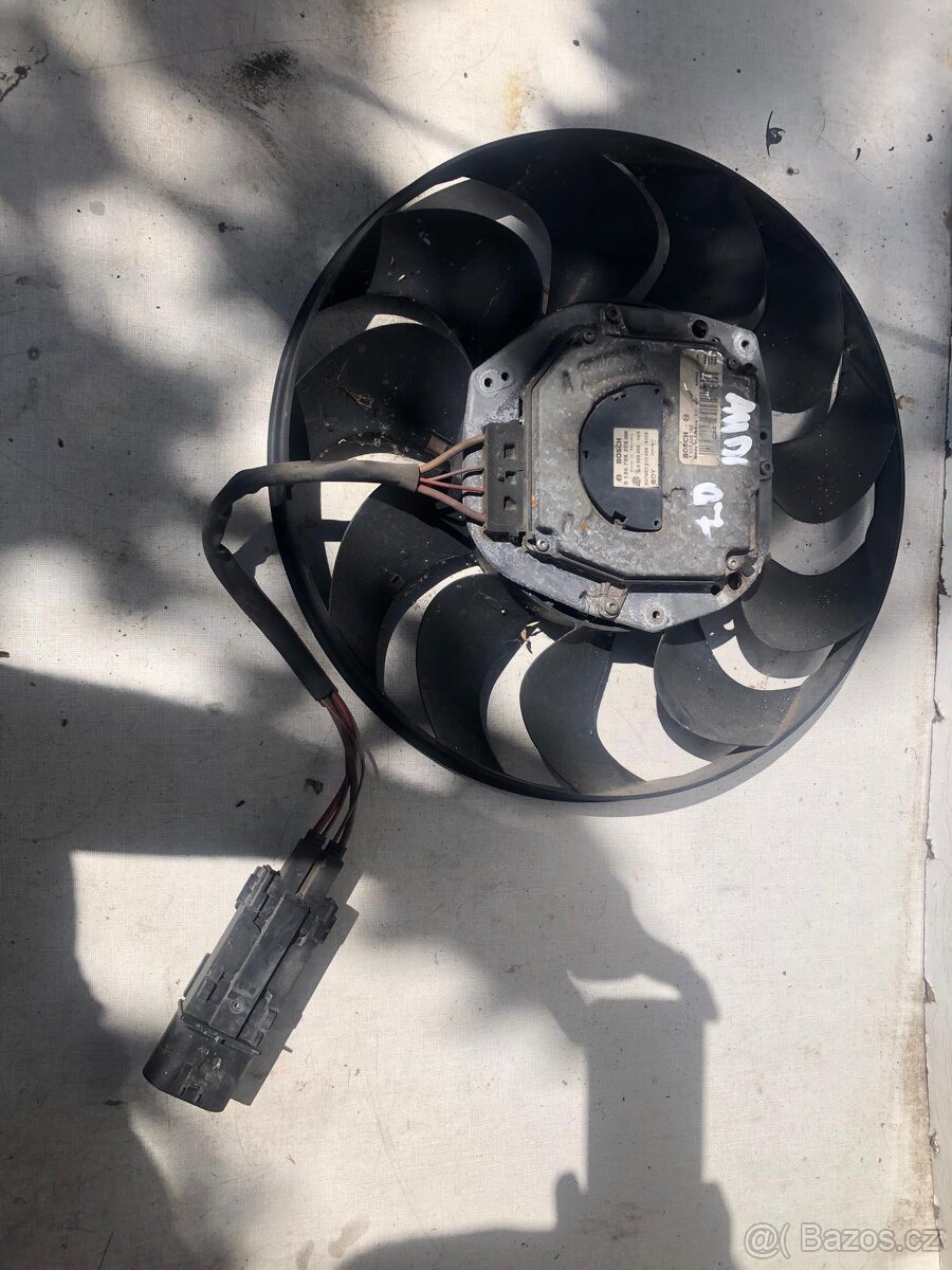 AUDI Q7 4L - Ventilátor chladica
BOSH 1137328163