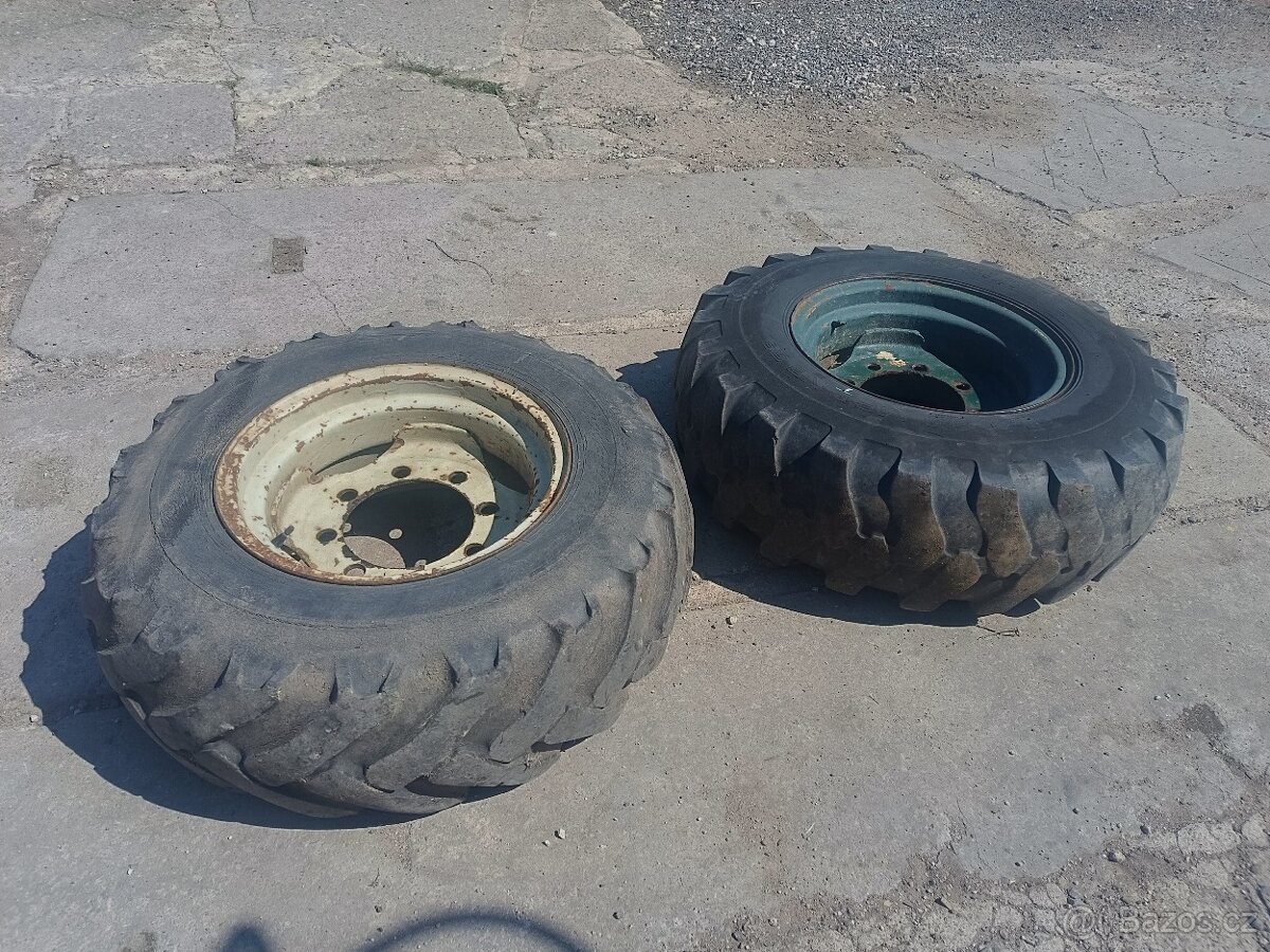 12.5-20 kola traktor,v3s