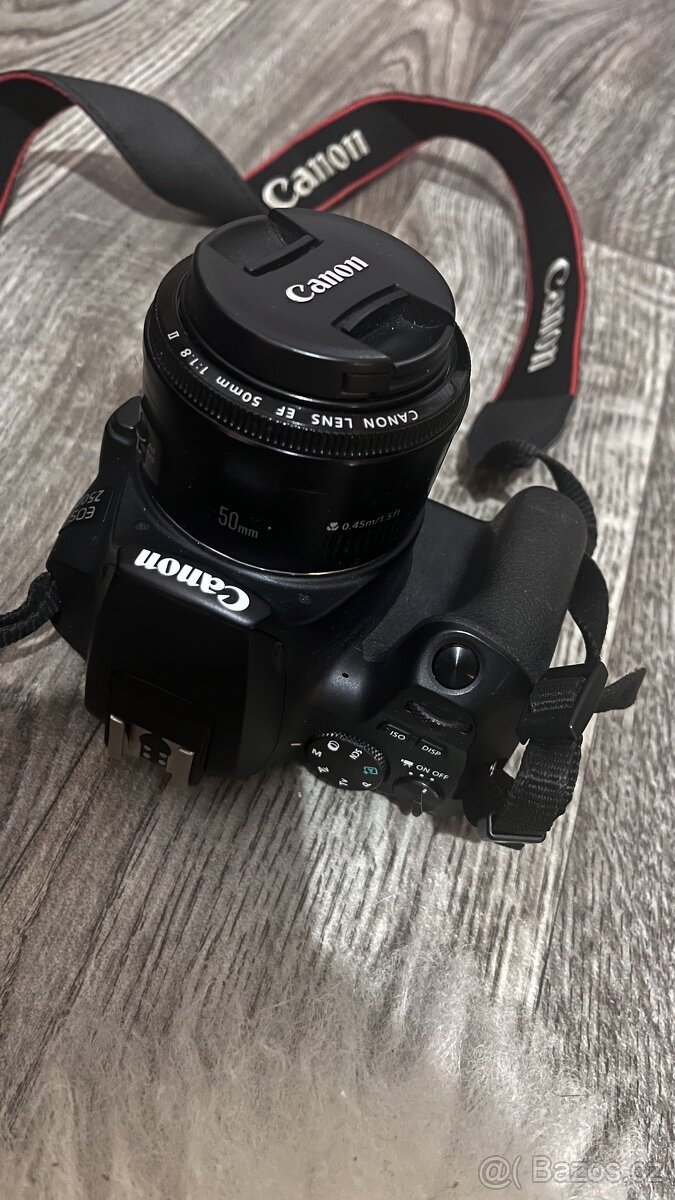Canon 250D + objektiv 50mm