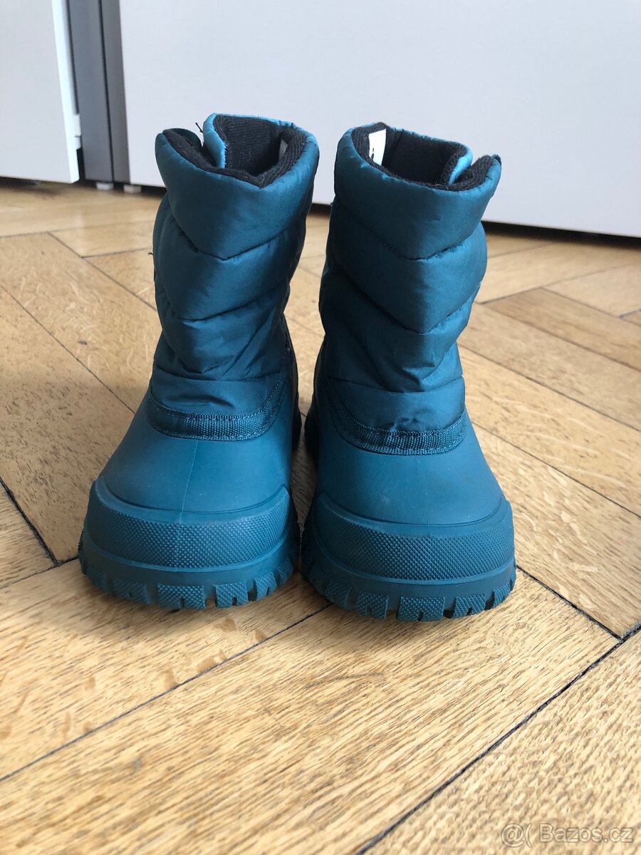 Sněhule Decathlon vel. 24/25