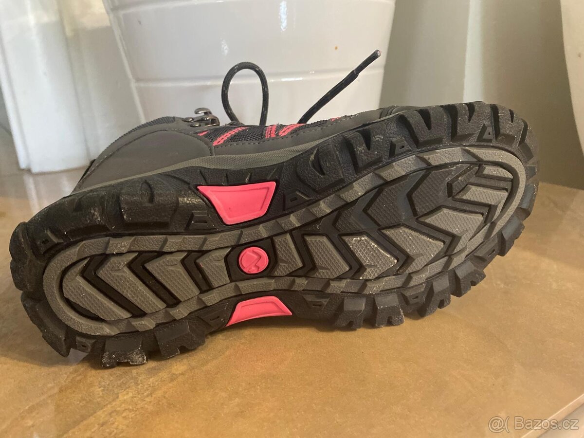 Juniorské vycházkové boty Gelert Horizon Mid Waterproof