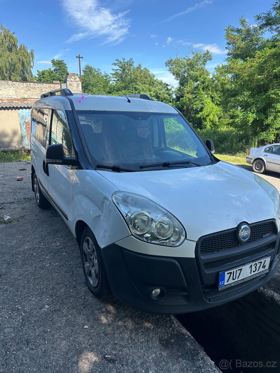 Fiat Doblo k oprav nebo na Díly