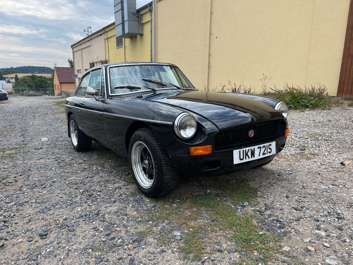 MGB GT 1800
