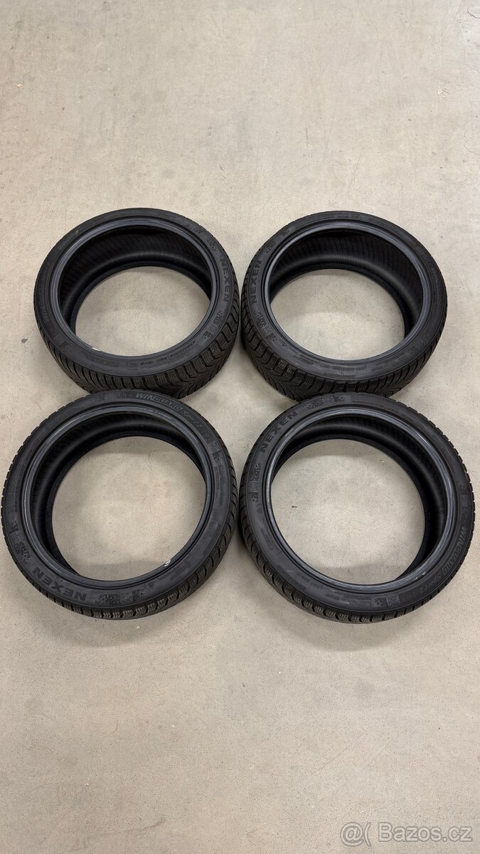 Zimní pneu 225/40 R18