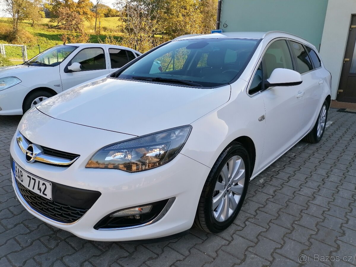 Opel Astra J 1,7cdti 81kw 2013,plny servis Opel bez investic