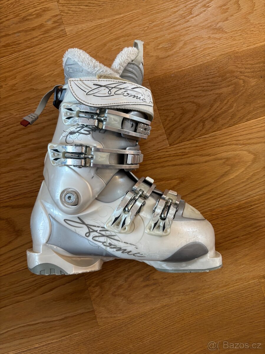 Damske/Detske Lyzaky Atomic 22.5/23.0